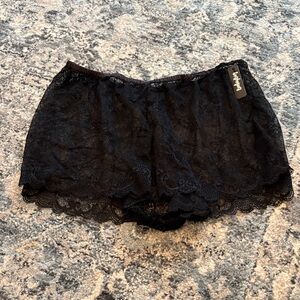 Elegant Black Lace Panties by Honeydew